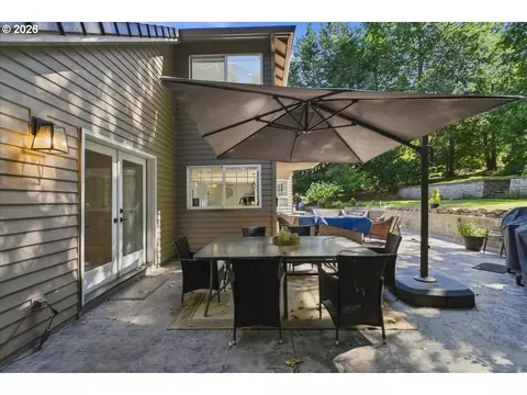 Exterior - 2840 NW Walden Dr, Camas, WA 98607 photo 5 of 12