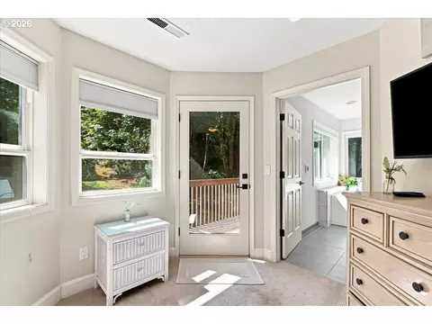 Entry Way - 2840 NW Walden Dr, Camas, WA 98607 photo 5 of 5