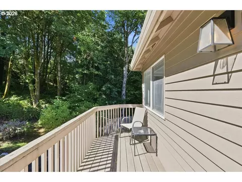 Exterior - 2840 NW Walden Dr, Camas, WA 98607 photo 3 of 12