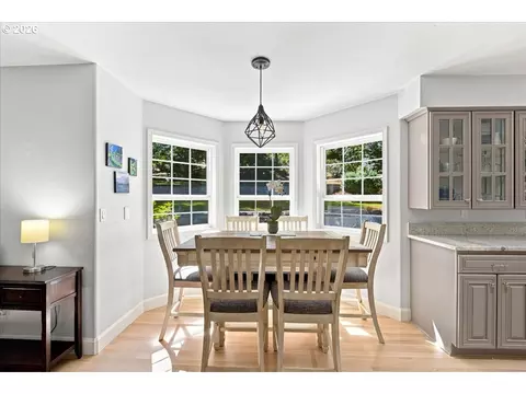 Dining - 2840 NW Walden Dr, Camas, WA 98607 photo 3 of 3