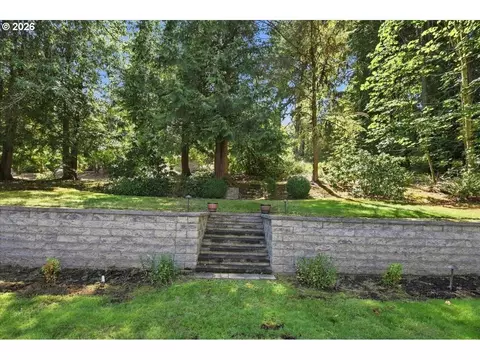 Exterior - 2840 NW Walden Dr, Camas, WA 98607 photo 10 of 12