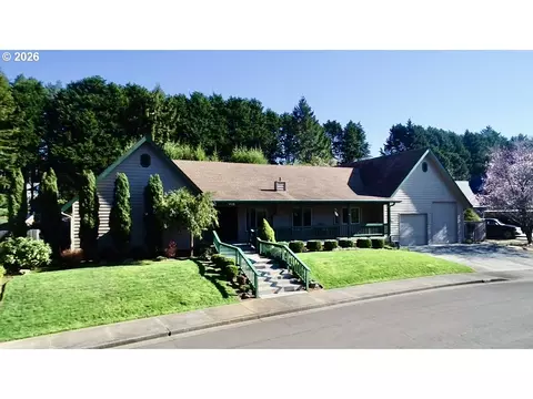 918 Midland Way, Brookings, OR 97415