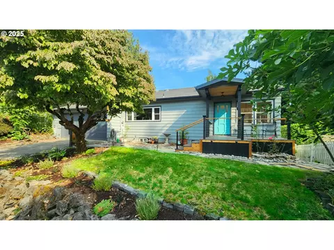 631 SW Evans St, Portland, OR 97219