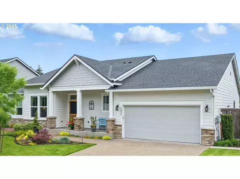 10894 SW Teal Crest Pl, Tigard, OR 97223