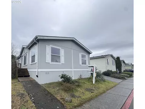 730 SW Sunset Way SW #77, Troutdale, OR 97060