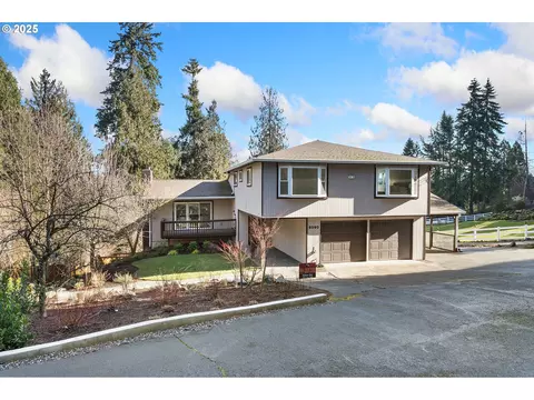 6090 SE Oetkin Rd, Milwaukie, OR 97267