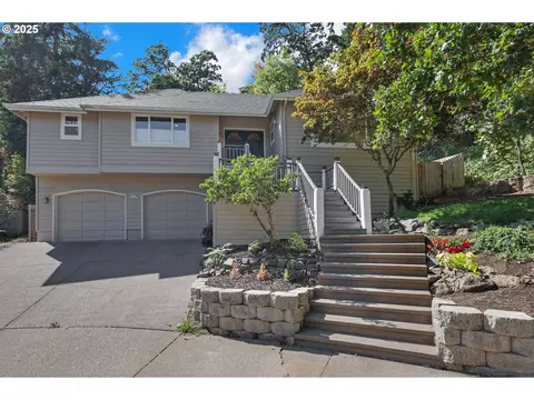 3722 Lawrence St, Eugene, OR 97405