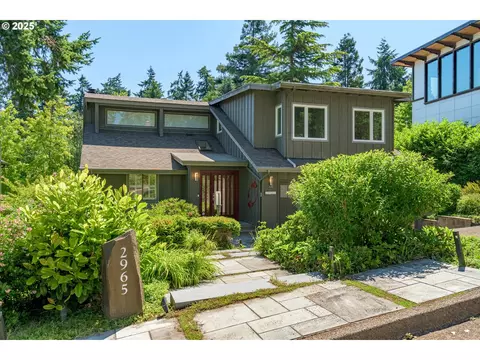 2965 Ingalls Way, Eugene, OR 97405