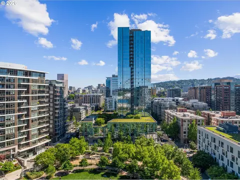 1075 NW Northrup St #2217, Portland, OR 97209