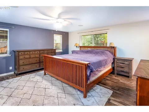 Bedroom - 3565 Castrey St, Eugene, OR 97404 photo 4 of 5