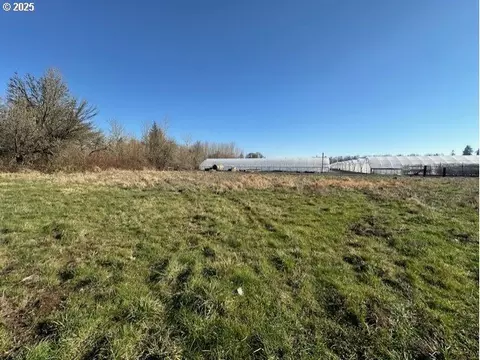 16758 Emerald Green Ln, Jefferson, OR 97352