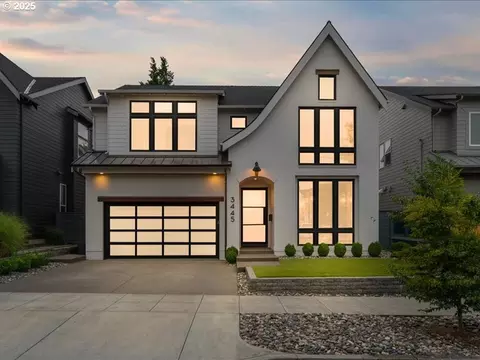 3445 NE 35th Pl, Portland, OR 97212