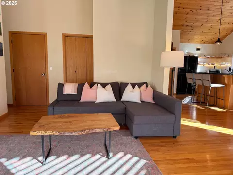 Living - 10298 Highway 126, Mapleton, OR 97453 photo 2 of 2