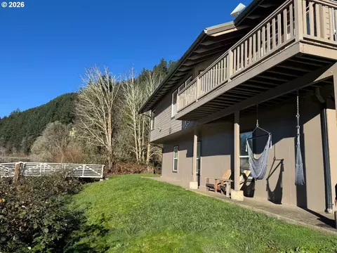 Exterior - 10298 Highway 126, Mapleton, OR 97453 photo 2 of 6