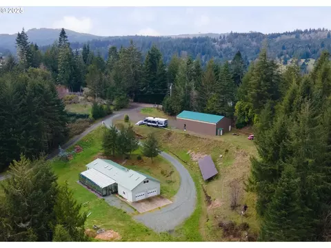 63013 Isthmus Heights Rd, Coos Bay, OR 97420