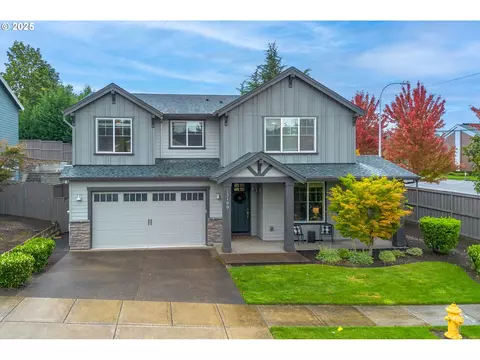 13199 SE Gateway Dr, Happy Valley, OR 97086