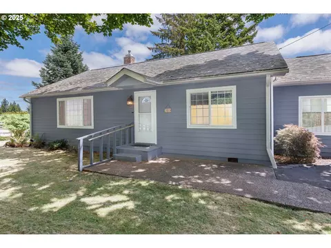 301 Elk City Rd, Toledo, OR 97391