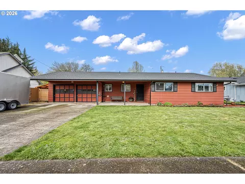 925 Oak St, Junction City, OR 97448