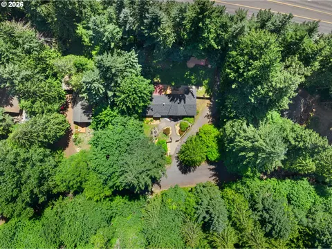 View/Area - 69080 E Vine Maple Dr, Rhododendron, OR 97049 photo 1 of 2
