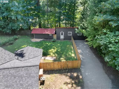Exterior - 69080 E Vine Maple Dr, Rhododendron, OR 97049 photo 3 of 14