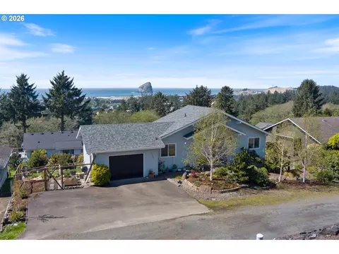35460 Lower Loop Rd, Pacific City, OR 97135