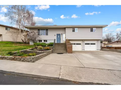 3226 SW Isaac Ave, Pendleton, OR 97801