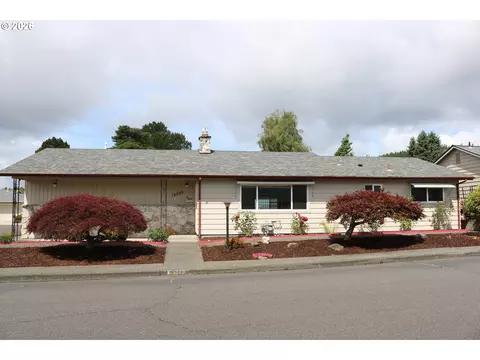 16055 SW Queen Victoria Pl, Portland, OR 97224