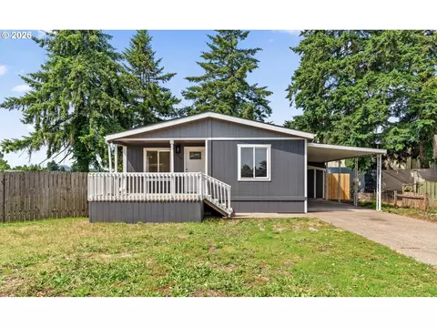 1944 Mctavish Ct, Springfield, OR 97477