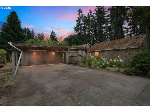 322 NE 43rd Ave, Hillsboro, OR 97124