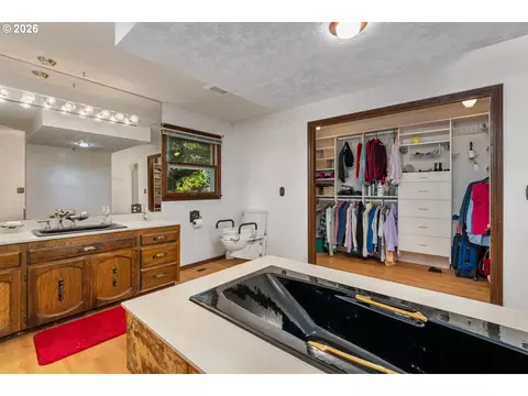 Other - 18345 SE Cheldelin Rd, Gresham, OR 97080 photo 6 of 10
