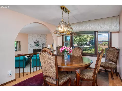 Dining - 18345 SE Cheldelin Rd, Gresham, OR 97080 photo 1 of 1