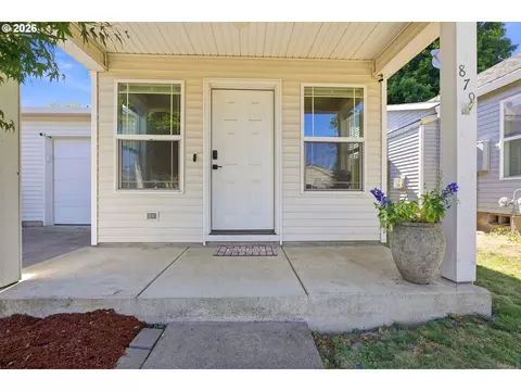 879 SW Junction Pl, Gresham, OR 97080 photo 3