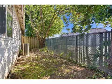 879 SW Junction Pl, Gresham, OR 97080 photo 21