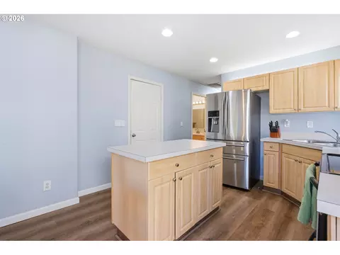 879 SW Junction Pl, Gresham, OR 97080 photo 10