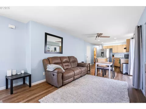 879 SW Junction Pl, Gresham, OR 97080 photo 5