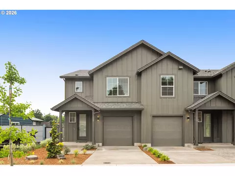 128 Randall St, Oregon City, OR 97045