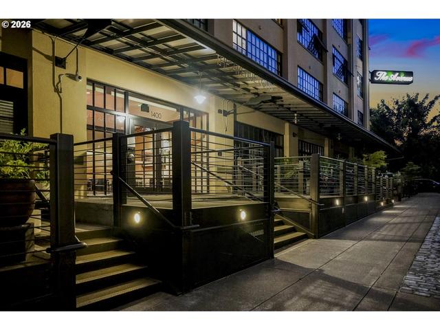 1400 NW Irving St #723, Portland, OR 97209