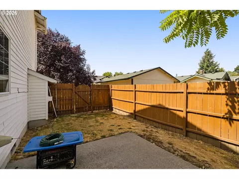Exterior - 101 Cornell Ave, Gladstone, OR 97027 photo 4 of 4