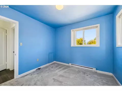 Bedroom - 2760 E St, Springfield, OR 97477 photo 6 of 6