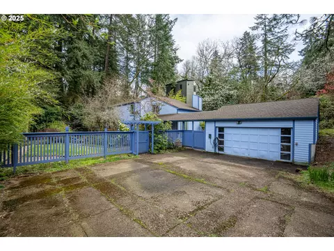 3151 Storey Blvd, Eugene, OR 97405