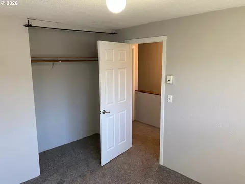 Bedroom - 1935 W 17th Ave #B, Eugene, OR 97402 photo 2 of 6