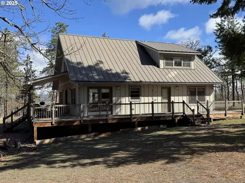 302 Rimrock Rd, Goldendale, WA 98620
