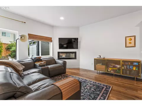 Living - 808 S 23rd Ave, Cornelius, OR 97113 photo 1 of 2