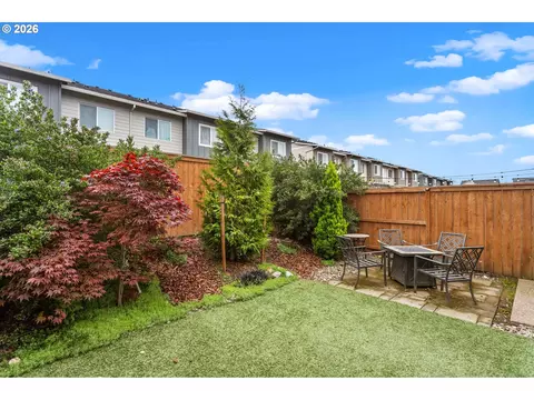 Exterior - 808 S 23rd Ave, Cornelius, OR 97113 photo 5 of 7