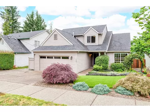 7409 SW Locust St, Portland, OR 97223