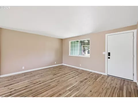 Living - 1705 Brewer Ave, Eugene, OR 97401 photo 3 of 10