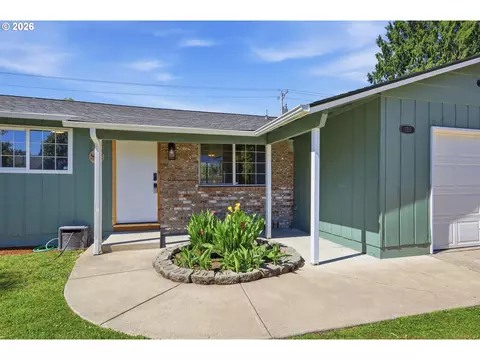 Exterior - 1705 Brewer Ave, Eugene, OR 97401 photo 3 of 11
