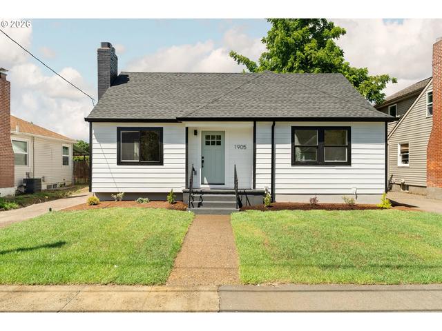 1905 NE Saratoga St, Portland, OR 97211