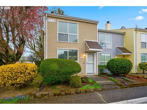 7113 NE 43rd St #F, Vancouver, WA 98661
