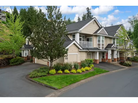 5575 Summerlinn Way, West Linn, OR 97068